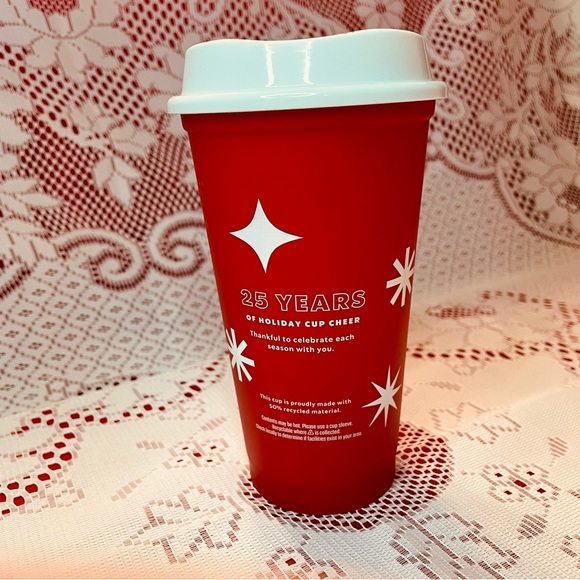 ⭐️ LIMITED EDITION ⭐️ Starbucks Red Cup Day 2022 Holiday Travel Mug Collectible - Picture 3 of 7